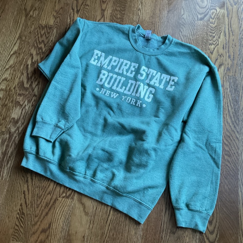 Gildan Empire State sweatshirt